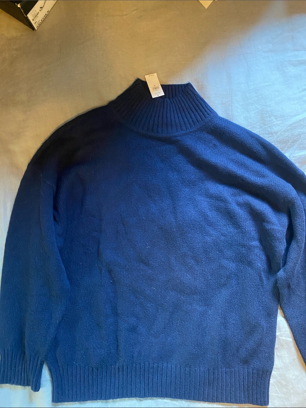 GAP Cashsoft women’s Navy Mock Neck Sweater